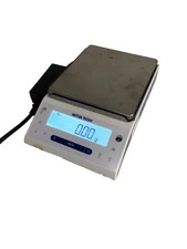 Mettler Toledo NewClassic ML3002E /01 Bilancia di precisione 3200 g, 0,01 g - Usato