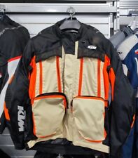 Completo da motociclista KTM (Giacca e Pantaloni) modello ADV R V2 Gear.