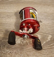 Mulinello Baitcast Daiwa Millionaire Classic UTD 300L