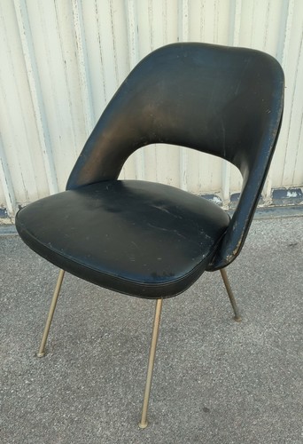 Sedia direzionale nello stile