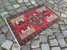 Tappeto piccolo vintage turco