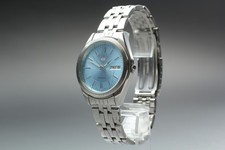 [Exc+5] Orologio automatico