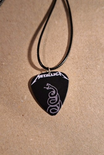 Metallica black album plektrum