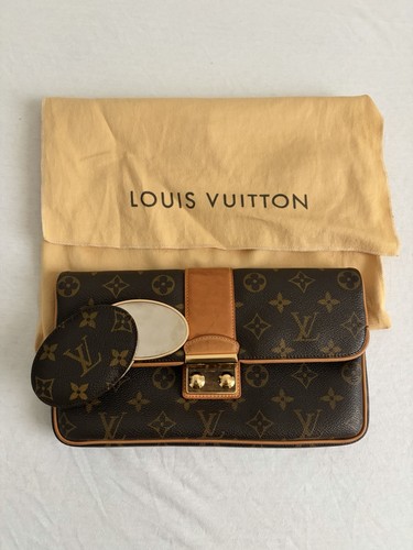 Pochette louis vuitton - louis,