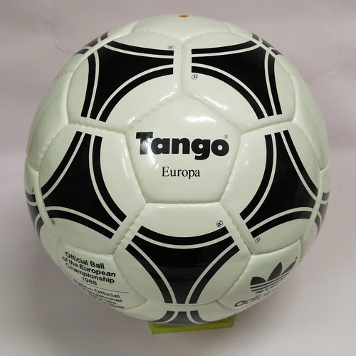 Pallone ufficiale adidas tango - ufficiale,