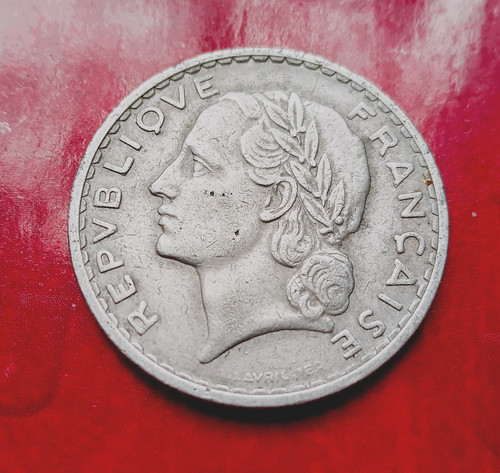 Francs lavrillier 1949 9 - 5,
