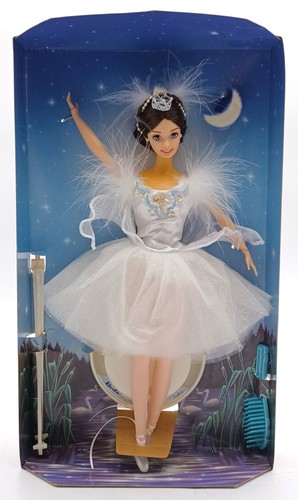 1997 barbie swan queen - as, in