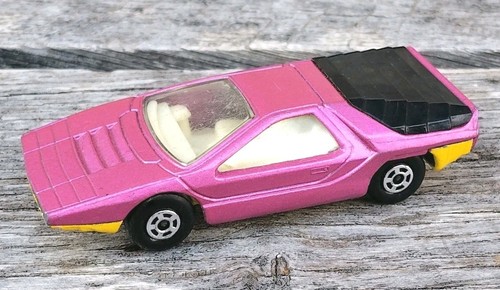 Voiture miniature alfa carabo - voiture,