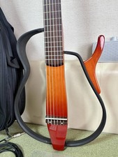Corde pulite e mantenute Yamaha Slg-100N chitarra silenziosa consegna sicura da 