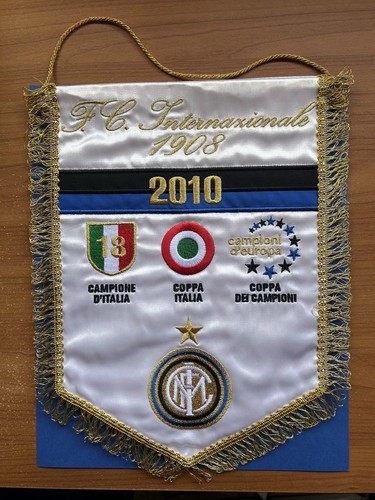 Gagliardetto inter 2010 - inter,