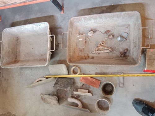 Muratore attrezzi frattazzi - muratore,
