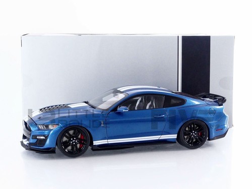 Ixo ford mustang shelby - 1/18,