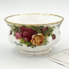 Zuccheriera in porcellana Royal Albert Old Country Roses Rose per servizio the