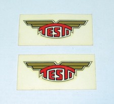 COPPIA ADESIVI TESTI