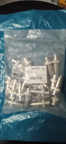 Adattatore spina bnc - spina,
