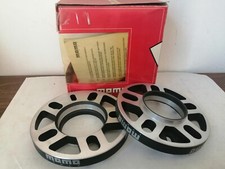 Coppia Distanziali Ruote Momo