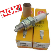  2 CANDELE  NGK C8HSA 6821 PER MOTO GUZZI V35 IMOLA II 350 1979-1986