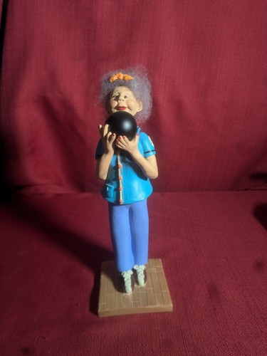 Bowling granny spare lois - me",