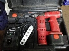 Rivettatrice FAR a Batteria