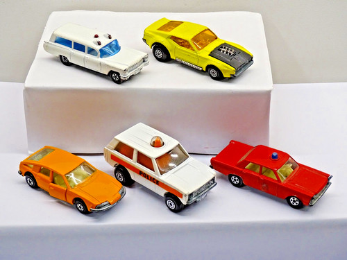 Matchbox ford mustang - mustang, cadillac