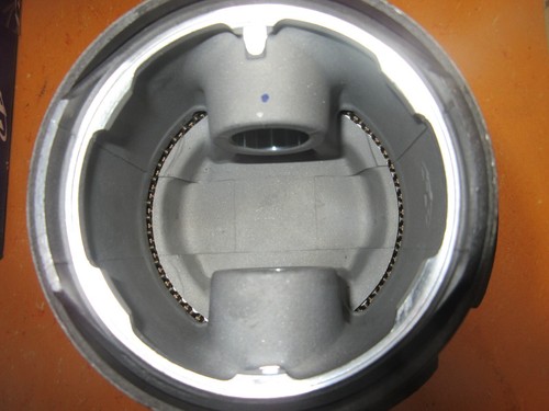 Pistone cilindro 4 litri - 1,