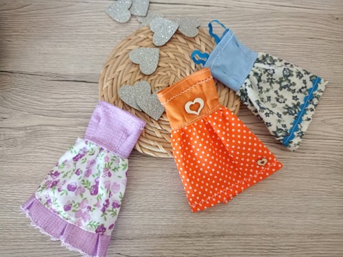 Vestiti per barbie fatti - fatti, a
