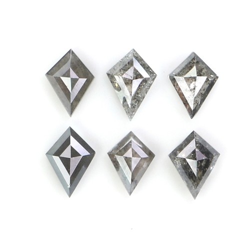 Diamante naturale forma di - naturale, a