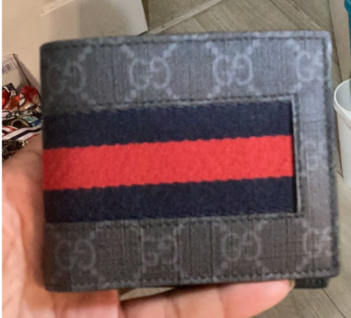 Gucci bifold wallet with - gucci,