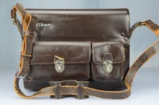 Nikon Bauletto-Borsa Pelle Brown Rigida Baionetta x3 Ottiche Made Japan 1970s
