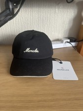 Cappellino Moncler con logo