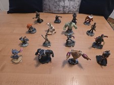 LOTTO 34 + 11 personaggi Disney Infinity