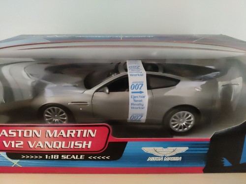 James bond 007 aston - aston, martin