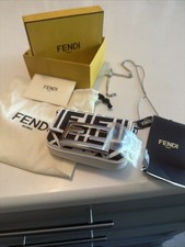 Fendi nano baguette maxi - fendi,