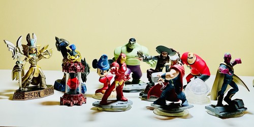 Lotto giocattoli misti disney - lotto,