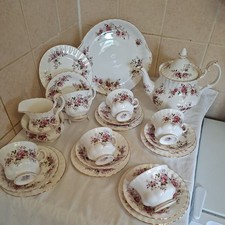 Royal Albert Set da tè completo rosa lavanda 22 pezzi 