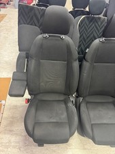 Tappezzeria sedili interni