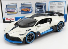 MODELLINO AUTO STATICO MAISTO BUGATTI DIVO 2018 BIANCO MODELLISMO SCALA 1/24