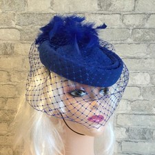 Cappello da sposa donna blu