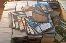 LOT OF 100 MAGIC CARDS The