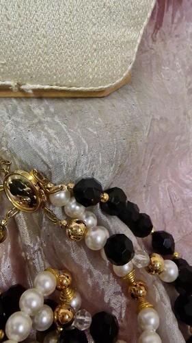 Collana plastica fili - a,