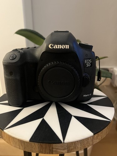 Canon eos mark iii 3 - canon,