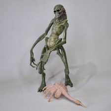 Alien Resurrection Newborn Alien Action Figure 7" Kenner Hasbro 1997 Vintage