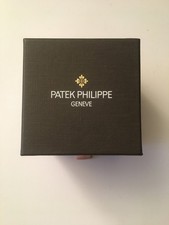 Patek Philippe  scatola marrone con logo cm 9 x9  x 8.5 e nastrino 