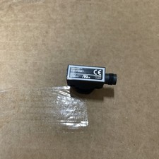 1PCS OMRON E3Z-FDN21 SENSORE