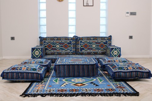 Divano majlis arabo posti a - arabo,,