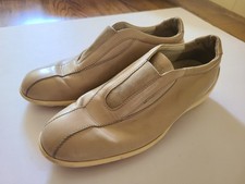 TOD'S WOMEN'S WALKING/DRIVING