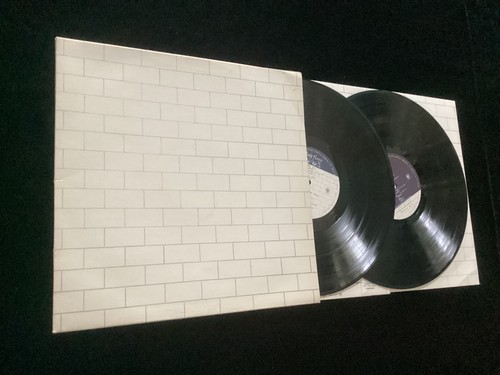 Pink floyd the wall - pink,