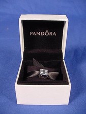 RARO ciondolo/perla PANDORA