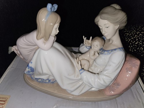 Lladro statuina grande