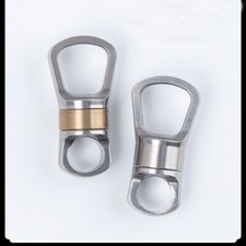 Hot Key 360 Degree Rotation Capsule Universal Joint Keychain Accessories Buckle